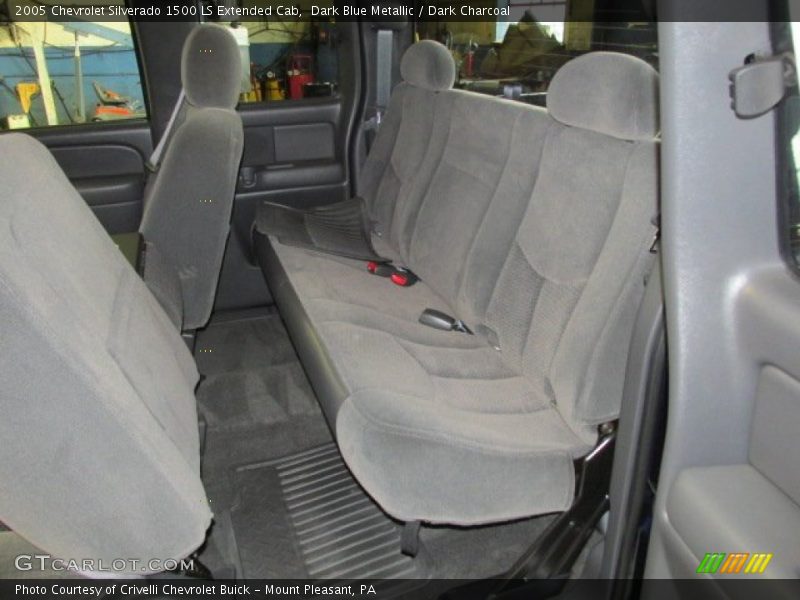 Dark Blue Metallic / Dark Charcoal 2005 Chevrolet Silverado 1500 LS Extended Cab