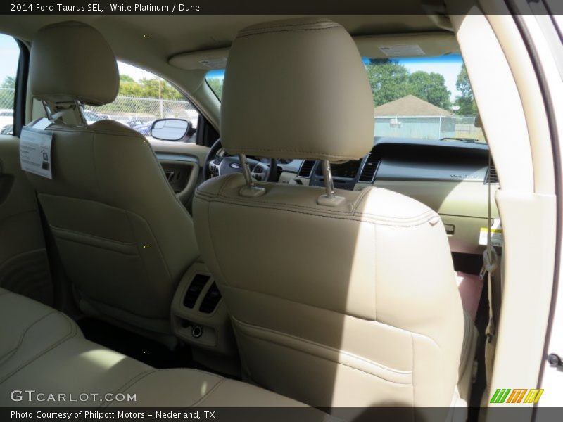 White Platinum / Dune 2014 Ford Taurus SEL