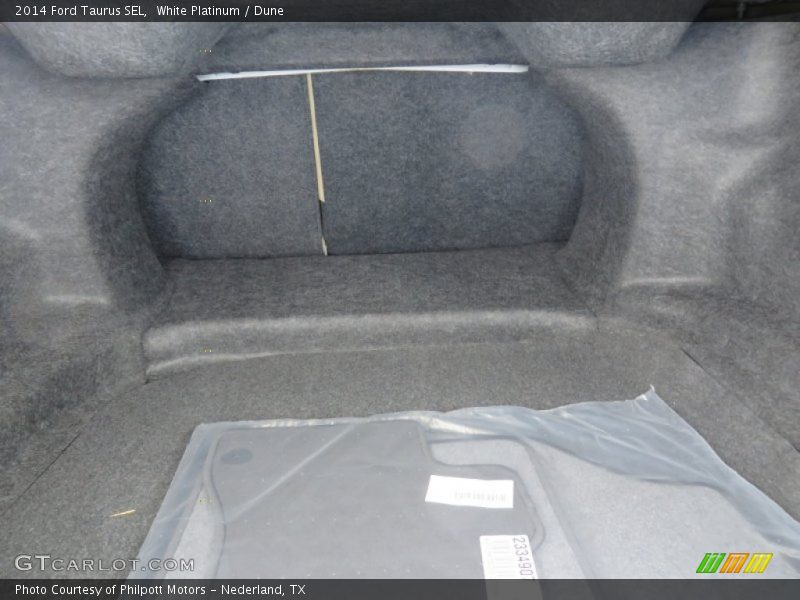 White Platinum / Dune 2014 Ford Taurus SEL