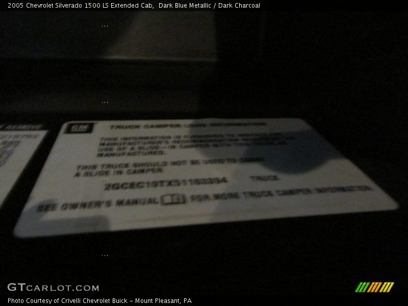 Dark Blue Metallic / Dark Charcoal 2005 Chevrolet Silverado 1500 LS Extended Cab