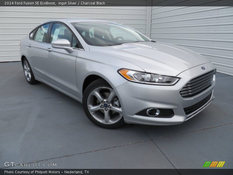 Front 3/4 View of 2014 Fusion SE EcoBoost