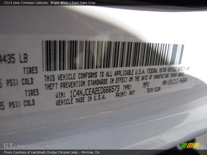 Bright White / Dark Slate Gray 2014 Jeep Compass Latitude