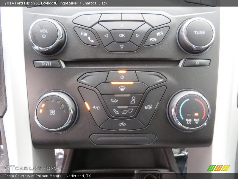 Ingot Silver / Charcoal Black 2014 Ford Fusion SE EcoBoost
