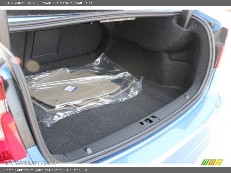 Power Blue Metallic / Soft Beige 2014 Volvo S60 T5