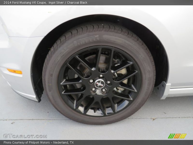  2014 Mustang V6 Coupe Wheel