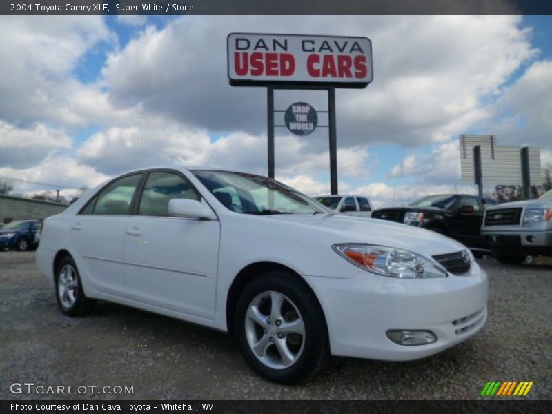 Super White / Stone 2004 Toyota Camry XLE