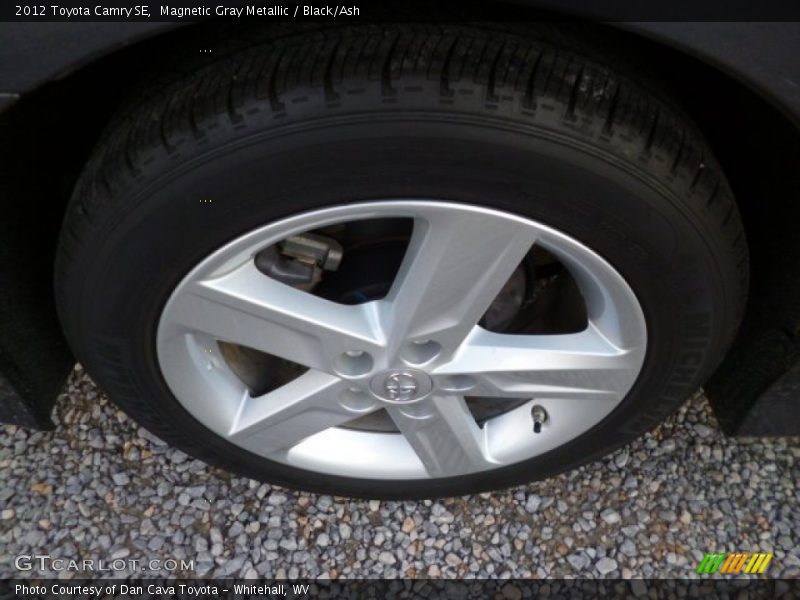Magnetic Gray Metallic / Black/Ash 2012 Toyota Camry SE