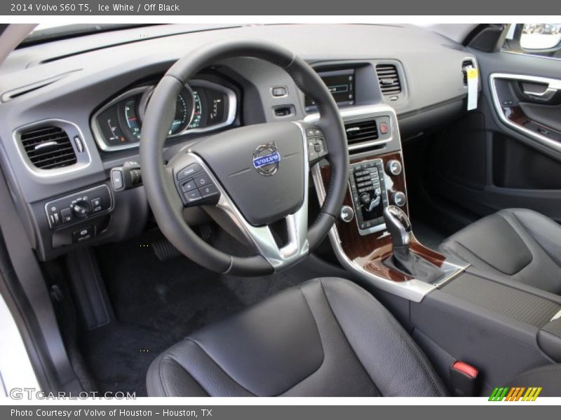 Ice White / Off Black 2014 Volvo S60 T5