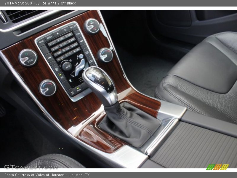 Ice White / Off Black 2014 Volvo S60 T5