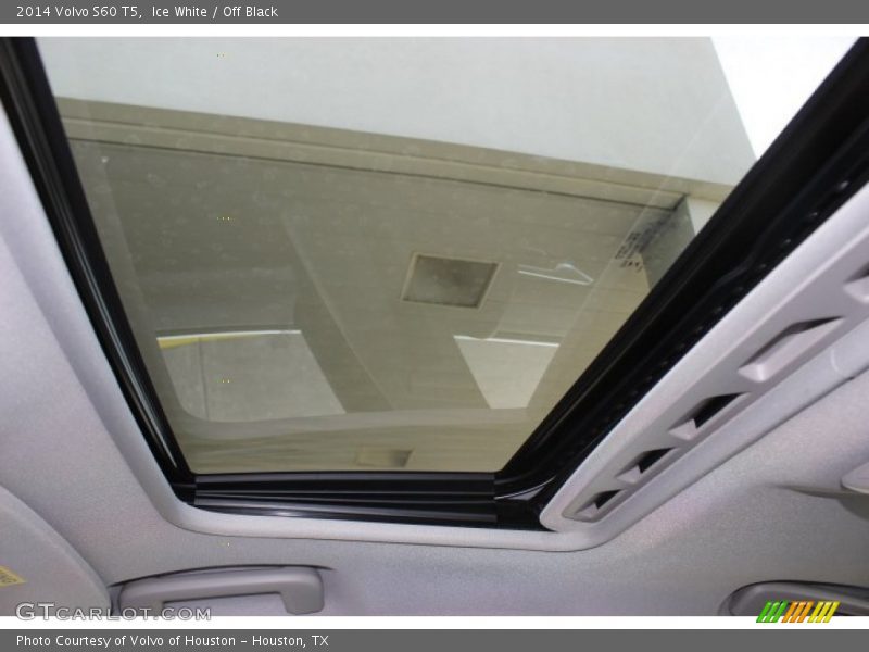 Ice White / Off Black 2014 Volvo S60 T5