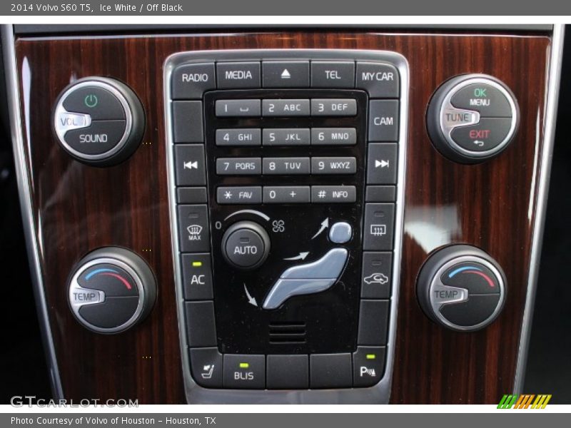 Ice White / Off Black 2014 Volvo S60 T5