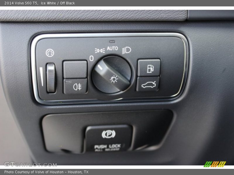 Ice White / Off Black 2014 Volvo S60 T5