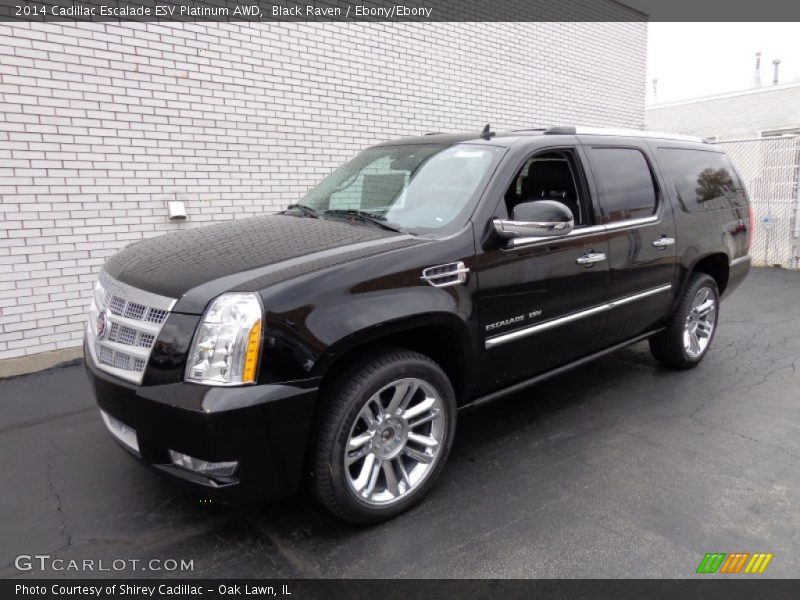 Front 3/4 View of 2014 Escalade ESV Platinum AWD