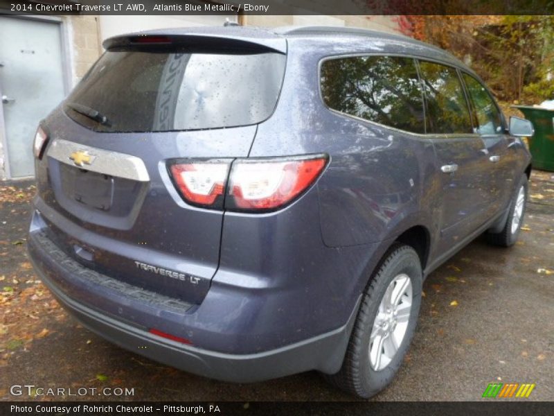 Atlantis Blue Metallic / Ebony 2014 Chevrolet Traverse LT AWD