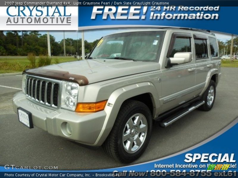 Light Graystone Pearl / Dark Slate Gray/Light Graystone 2007 Jeep Commander Overland 4x4