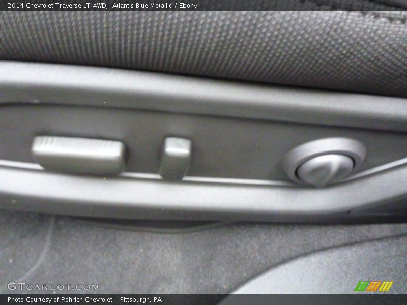 Atlantis Blue Metallic / Ebony 2014 Chevrolet Traverse LT AWD