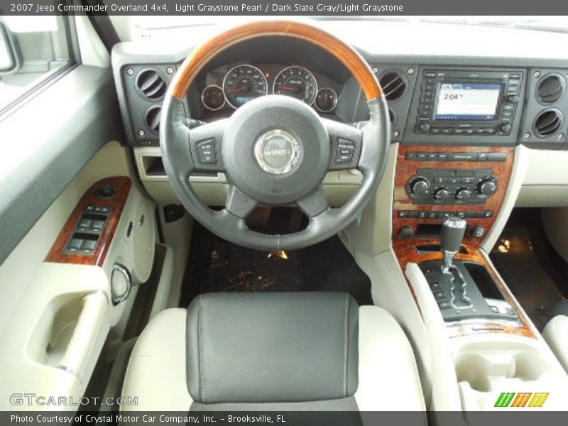Light Graystone Pearl / Dark Slate Gray/Light Graystone 2007 Jeep Commander Overland 4x4
