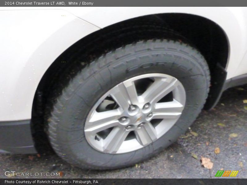 White / Ebony 2014 Chevrolet Traverse LT AWD