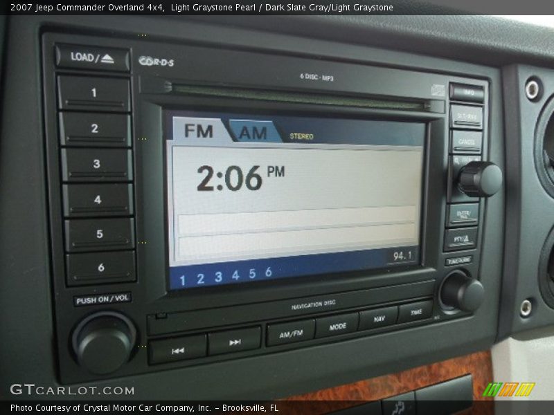 Light Graystone Pearl / Dark Slate Gray/Light Graystone 2007 Jeep Commander Overland 4x4