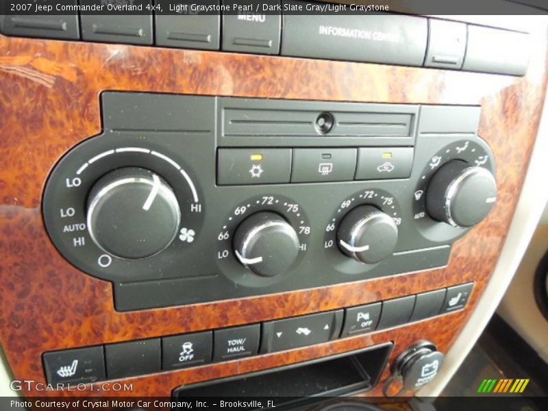 Light Graystone Pearl / Dark Slate Gray/Light Graystone 2007 Jeep Commander Overland 4x4