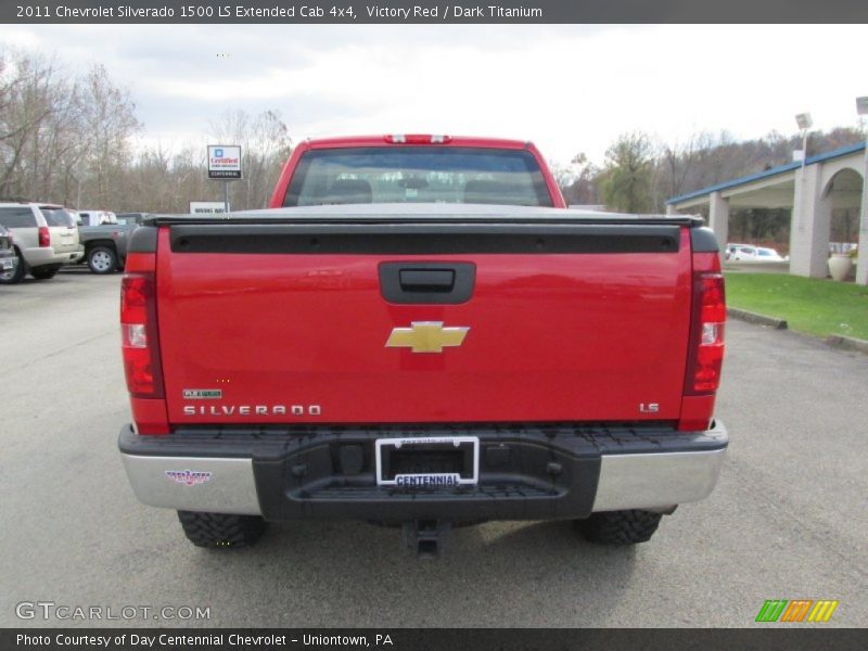 Victory Red / Dark Titanium 2011 Chevrolet Silverado 1500 LS Extended Cab 4x4