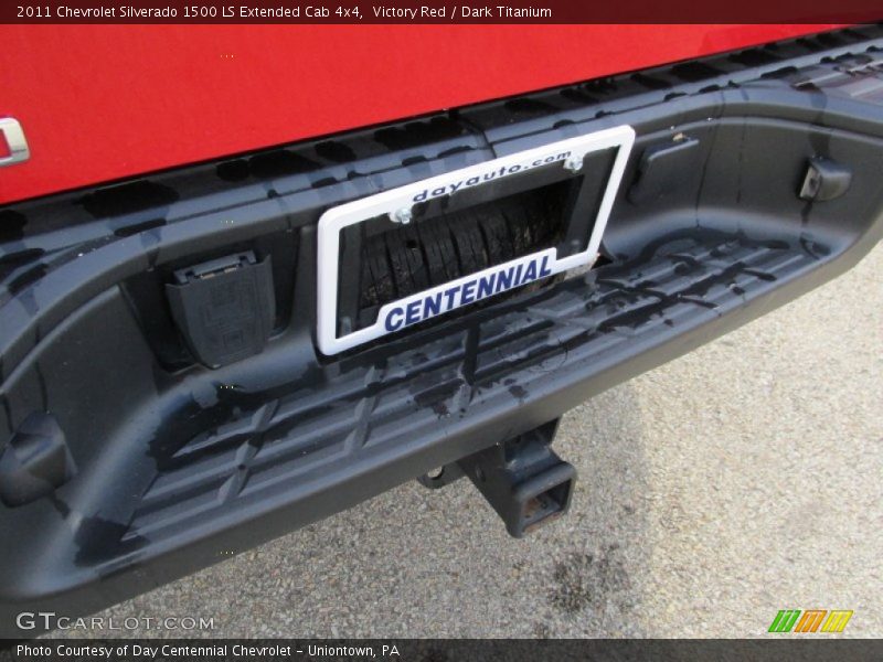 Victory Red / Dark Titanium 2011 Chevrolet Silverado 1500 LS Extended Cab 4x4