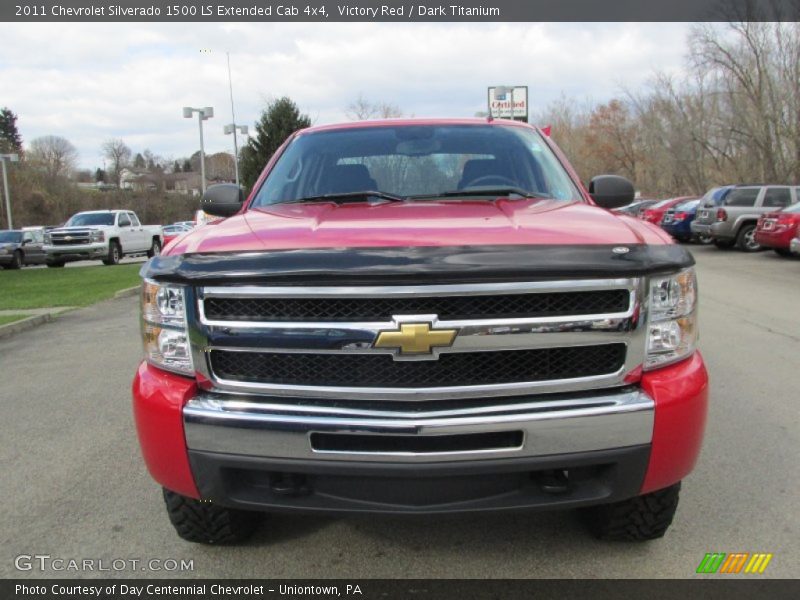 Victory Red / Dark Titanium 2011 Chevrolet Silverado 1500 LS Extended Cab 4x4