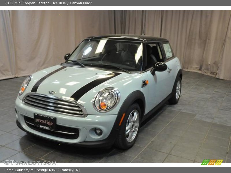 Ice Blue / Carbon Black 2013 Mini Cooper Hardtop