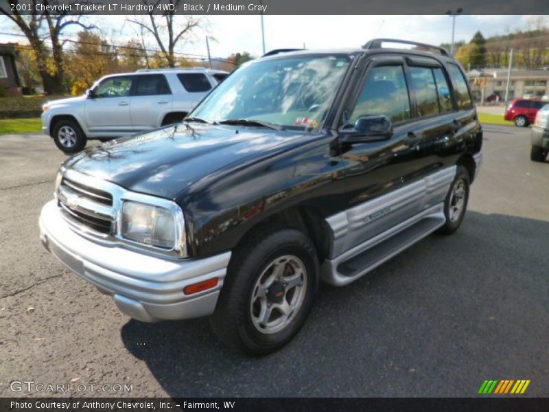 Black / Medium Gray 2001 Chevrolet Tracker LT Hardtop 4WD