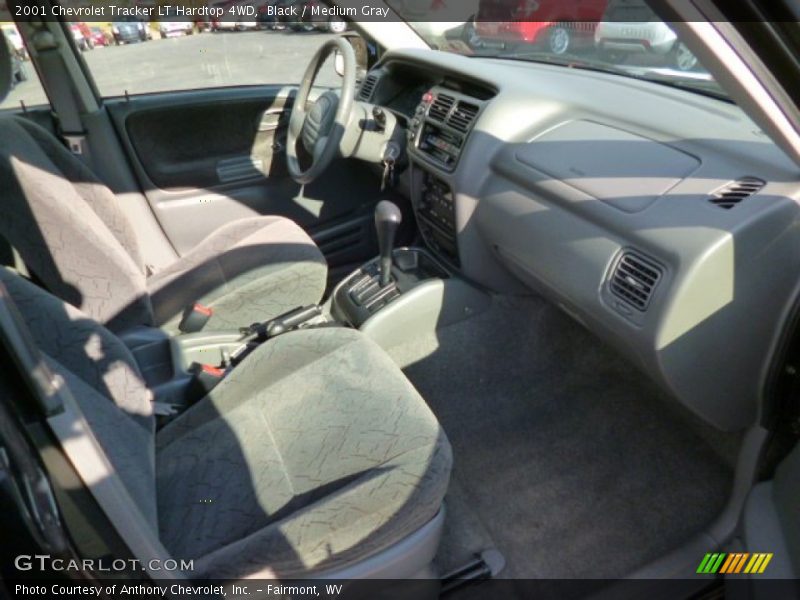 Black / Medium Gray 2001 Chevrolet Tracker LT Hardtop 4WD