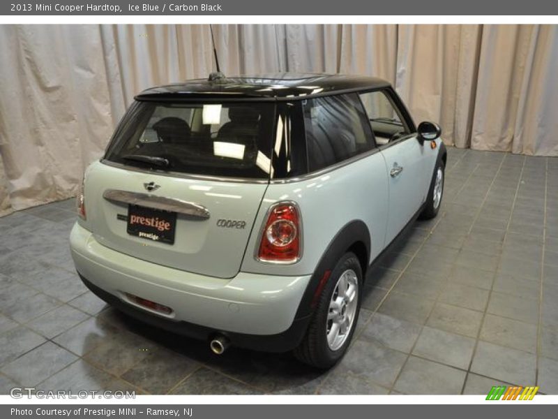 Ice Blue / Carbon Black 2013 Mini Cooper Hardtop