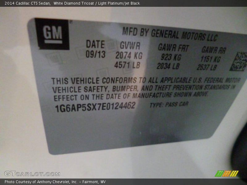 White Diamond Tricoat / Light Platinum/Jet Black 2014 Cadillac CTS Sedan