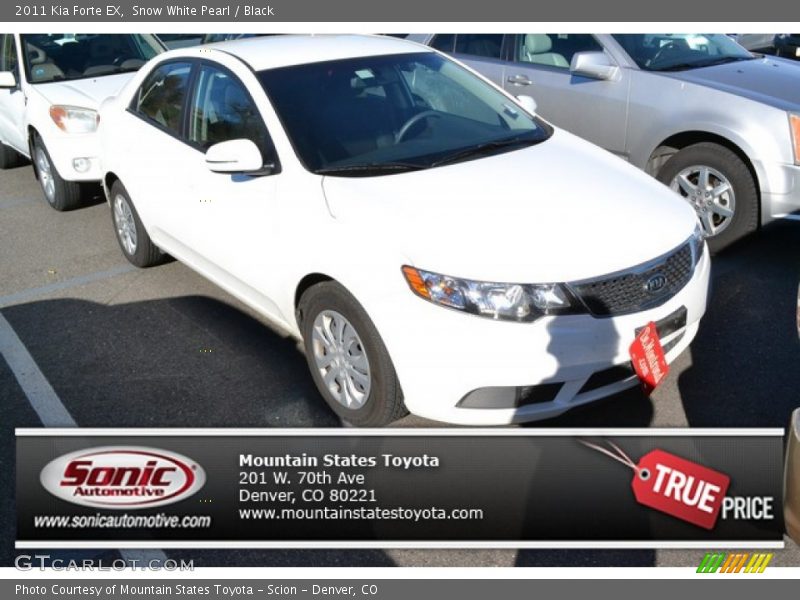 Snow White Pearl / Black 2011 Kia Forte EX