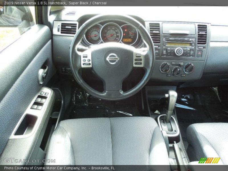 Super Black / Charcoal 2009 Nissan Versa 1.8 SL Hatchback