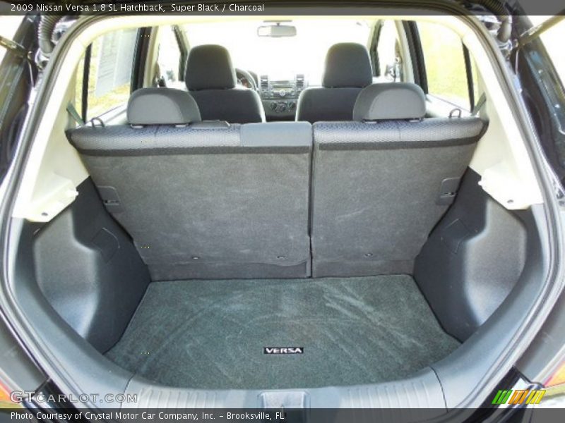 Super Black / Charcoal 2009 Nissan Versa 1.8 SL Hatchback