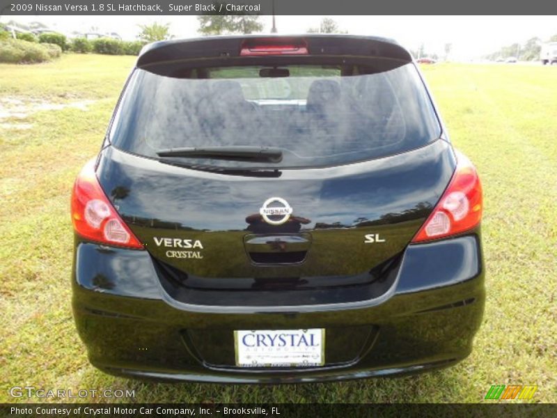 Super Black / Charcoal 2009 Nissan Versa 1.8 SL Hatchback