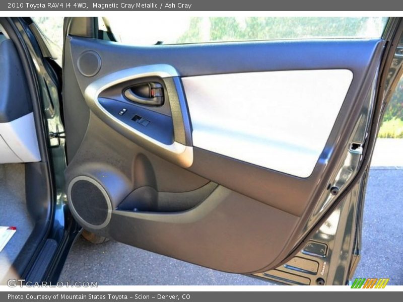 Magnetic Gray Metallic / Ash Gray 2010 Toyota RAV4 I4 4WD