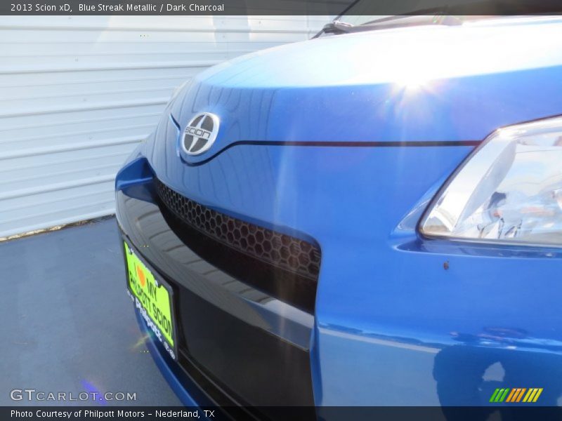 Blue Streak Metallic / Dark Charcoal 2013 Scion xD