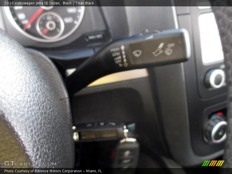 Black / Titan Black 2010 Volkswagen Jetta SE Sedan