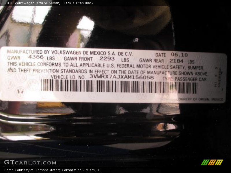 Black / Titan Black 2010 Volkswagen Jetta SE Sedan