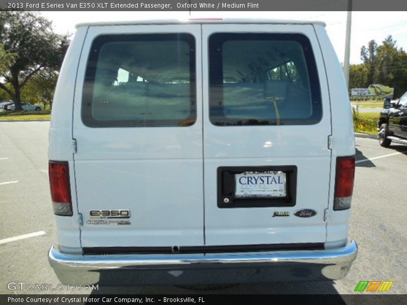 Oxford White / Medium Flint 2013 Ford E Series Van E350 XLT Extended Passenger