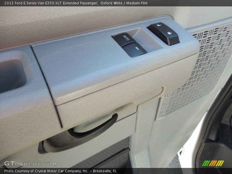 Oxford White / Medium Flint 2013 Ford E Series Van E350 XLT Extended Passenger