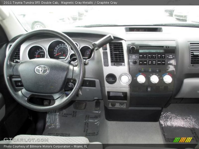 Magnetic Gray Metallic / Graphite Gray 2011 Toyota Tundra SR5 Double Cab