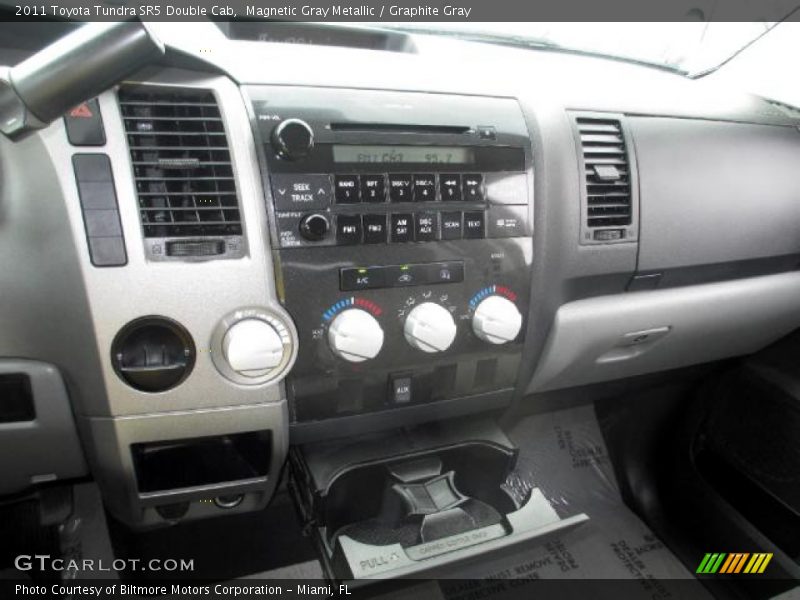 Magnetic Gray Metallic / Graphite Gray 2011 Toyota Tundra SR5 Double Cab
