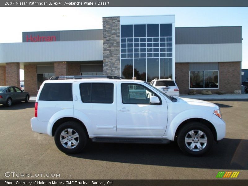 Avalanche White / Desert 2007 Nissan Pathfinder LE 4x4