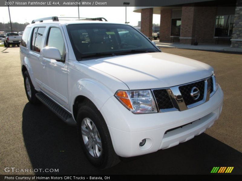 Avalanche White / Desert 2007 Nissan Pathfinder LE 4x4