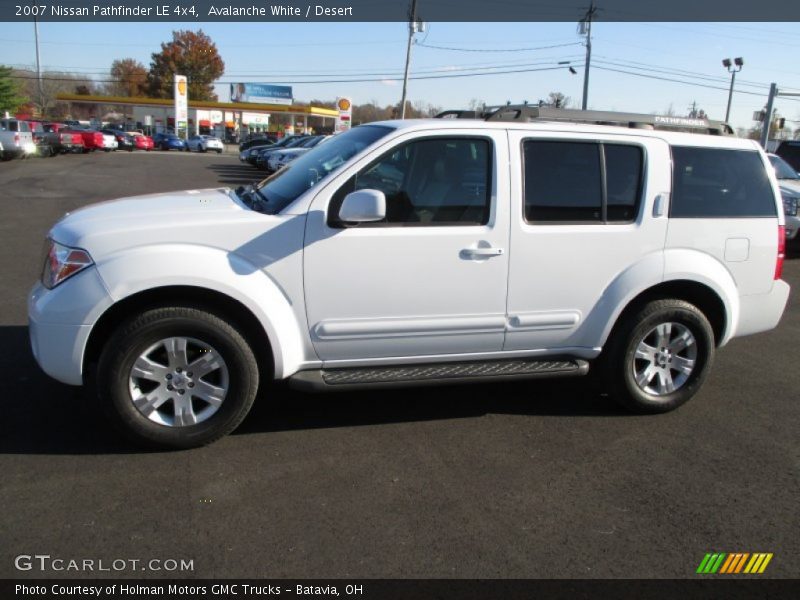 Avalanche White / Desert 2007 Nissan Pathfinder LE 4x4