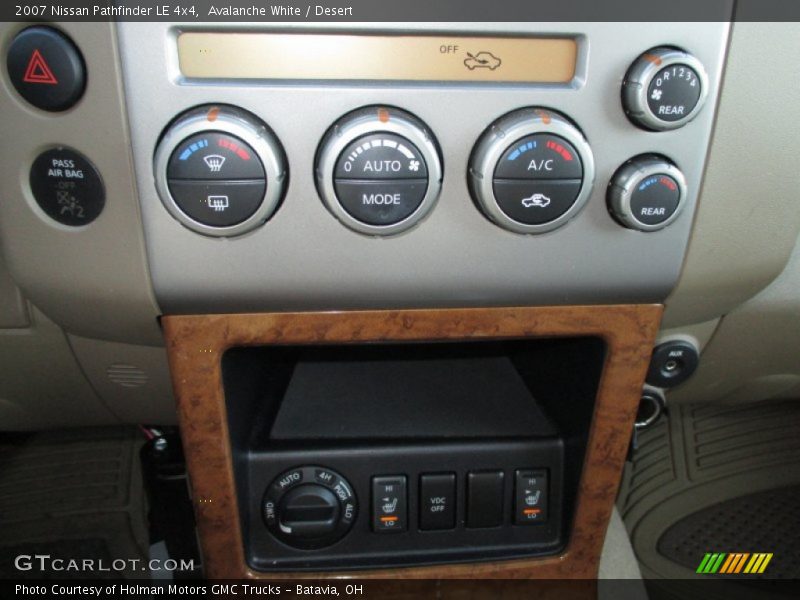 Avalanche White / Desert 2007 Nissan Pathfinder LE 4x4