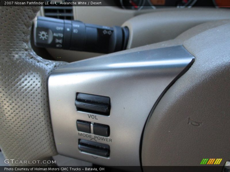 Avalanche White / Desert 2007 Nissan Pathfinder LE 4x4