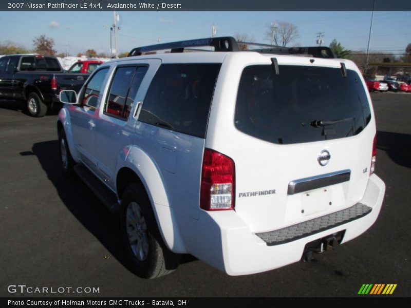 Avalanche White / Desert 2007 Nissan Pathfinder LE 4x4